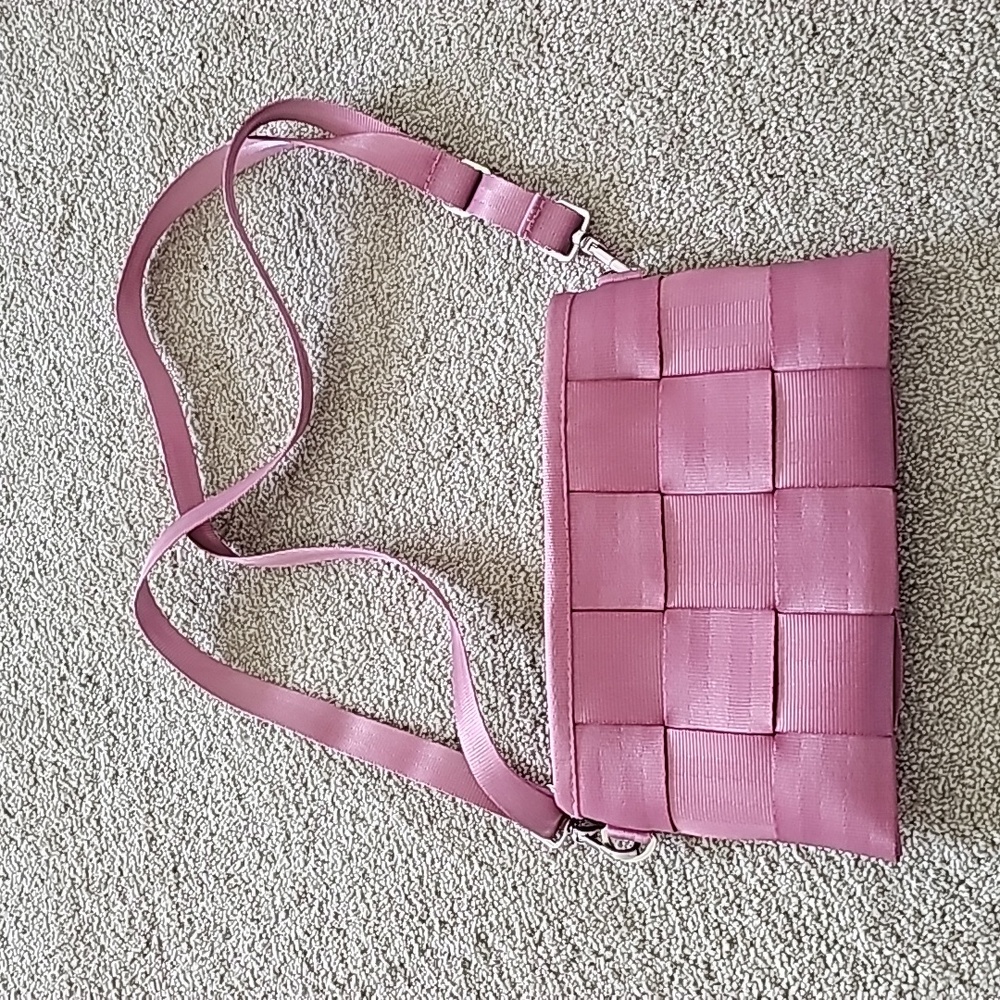 Harvey's Dusty Rose Hip Pack